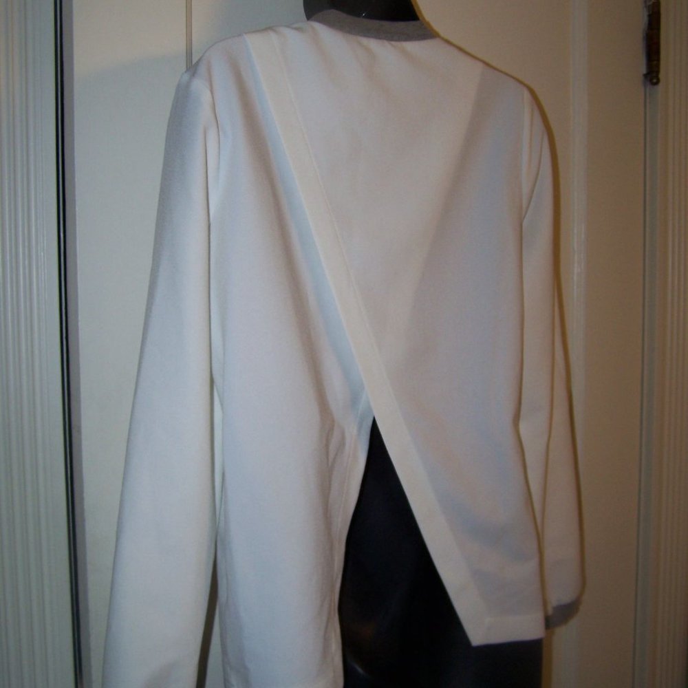Top Shop Open Back Top T Shirt Cream 4 LS